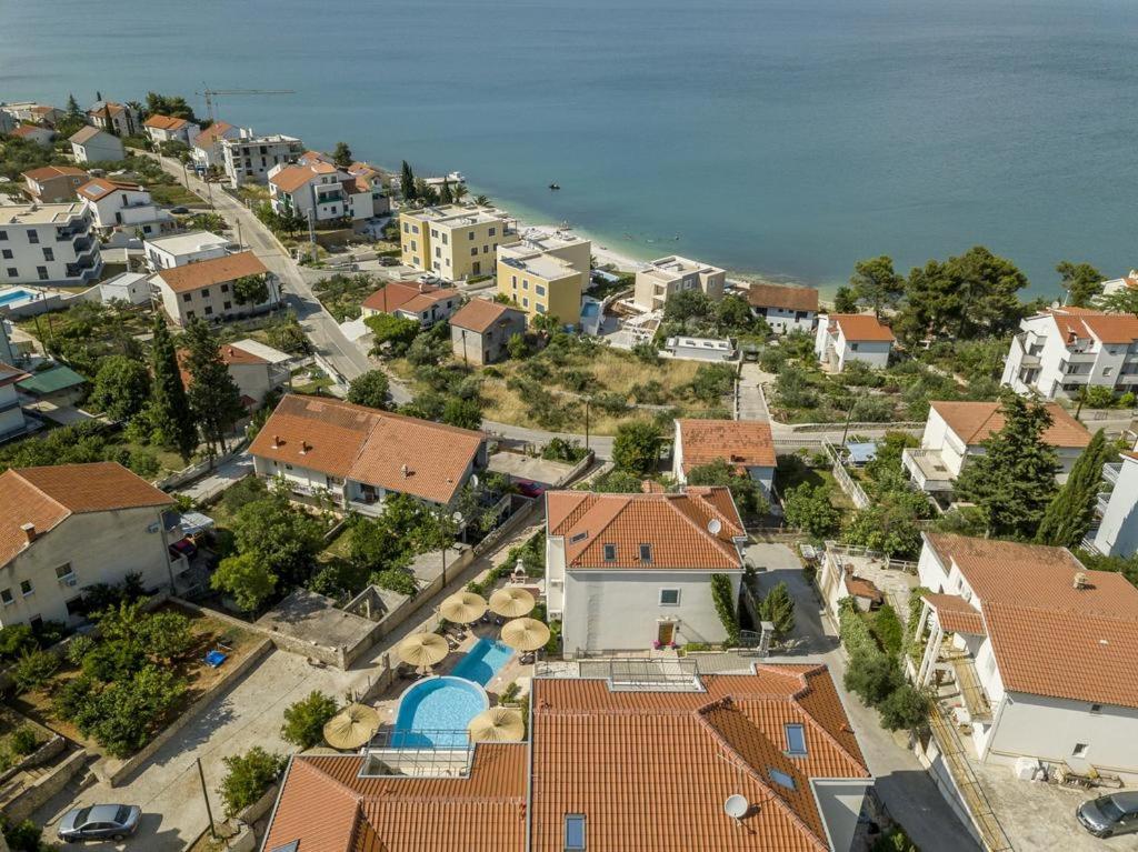 Apartment Carica Slatine Exterior photo